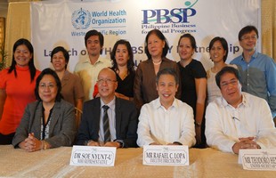 Partners for Healthy Workplaces. (seated , from left) : Ms Tess Cucueco (Executive Director, DOLE) ; Dr Soe Nyunt-U (WHO Representative ); Mr Rafael Lopa (Exec.Director PBSP); Usec. Teodoro Herbosa ( DOH); (standing from left) Ms Genesis Samonte (DOH); Luz Tagunicar (DOH -NCHP); Jose Gerard Belimac (DOH- NCDPC); Ms Lucille Nievera (WHO); UNAIDS Teresita Bagasao, Margaux Sanguyo(ILO); Jennifer Padilla and Dr Jojo Go (WHO).